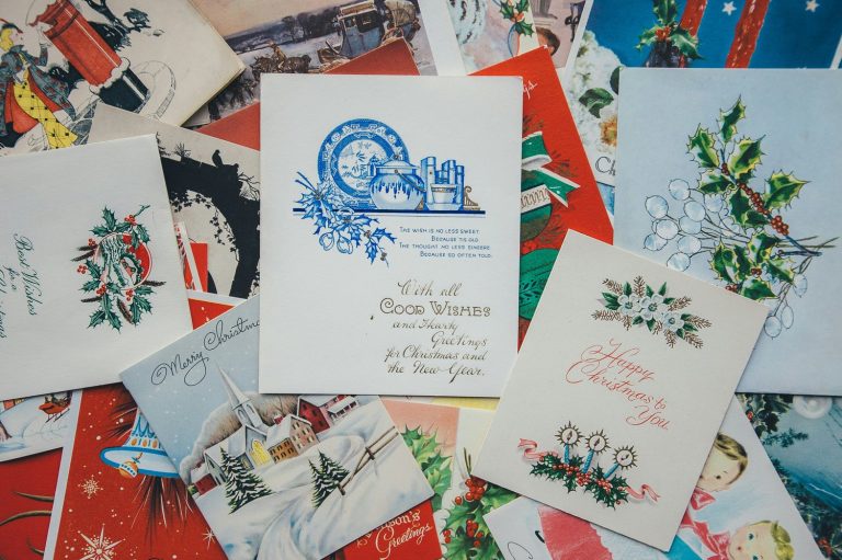 How Sending Holiday Cards Can Strengthen Client Relationships  