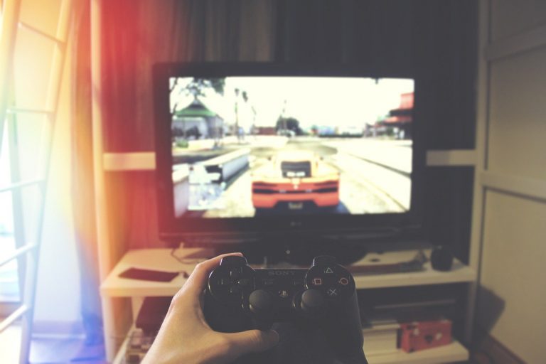 6 Useful Gaming Tips To Follow to Become a Better Gamer