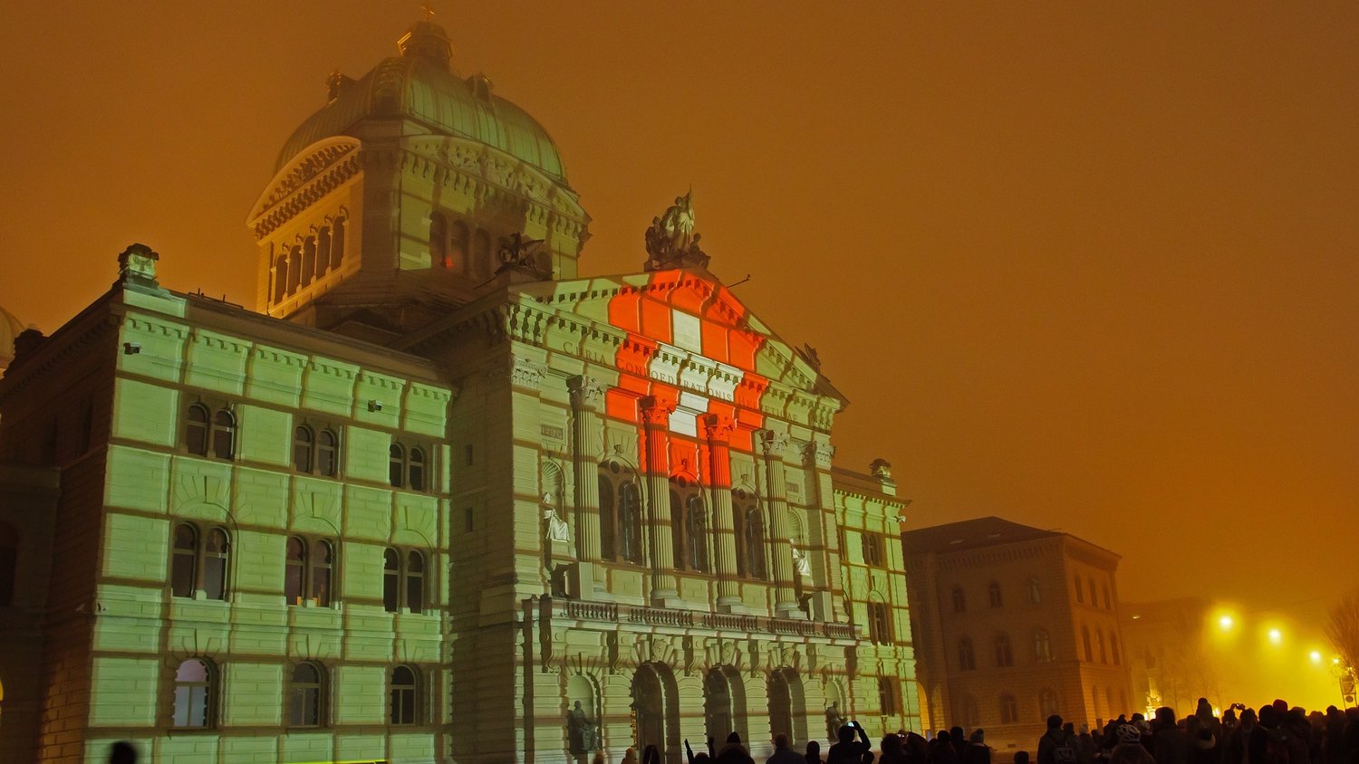 Illuminating the Future: Exploring the Power of Projection Advertising