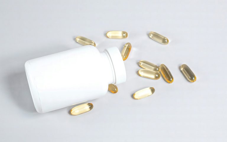 How Fish Oil Supplements Help Movie Stars Shine?