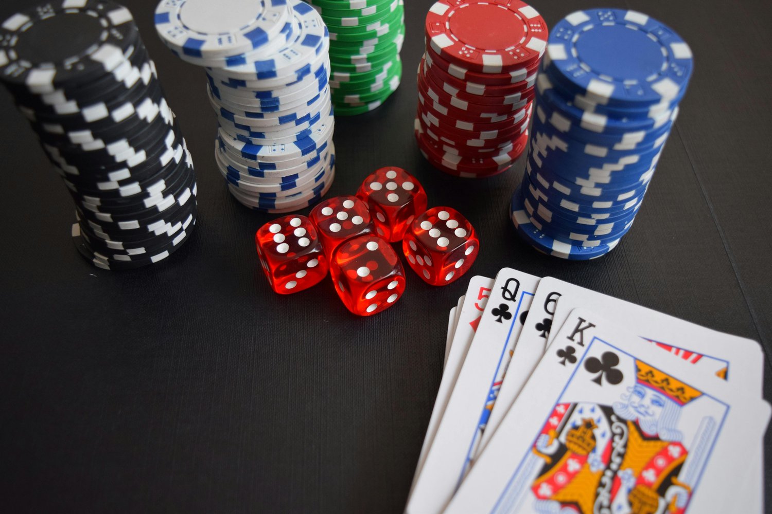 The Impact of Gamification on Online Casino User Engagement