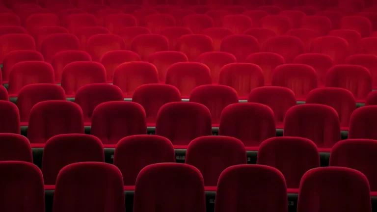 How to Enjoy the Cinema Experience Without Spending Too Much Money
