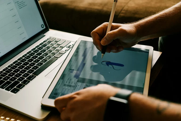 Building a Strong Business Identity: The Power of Design and Digital Support