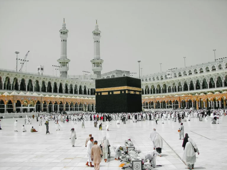 Top Tips for Avoiding Travel Fatigue from the UK To Mecca