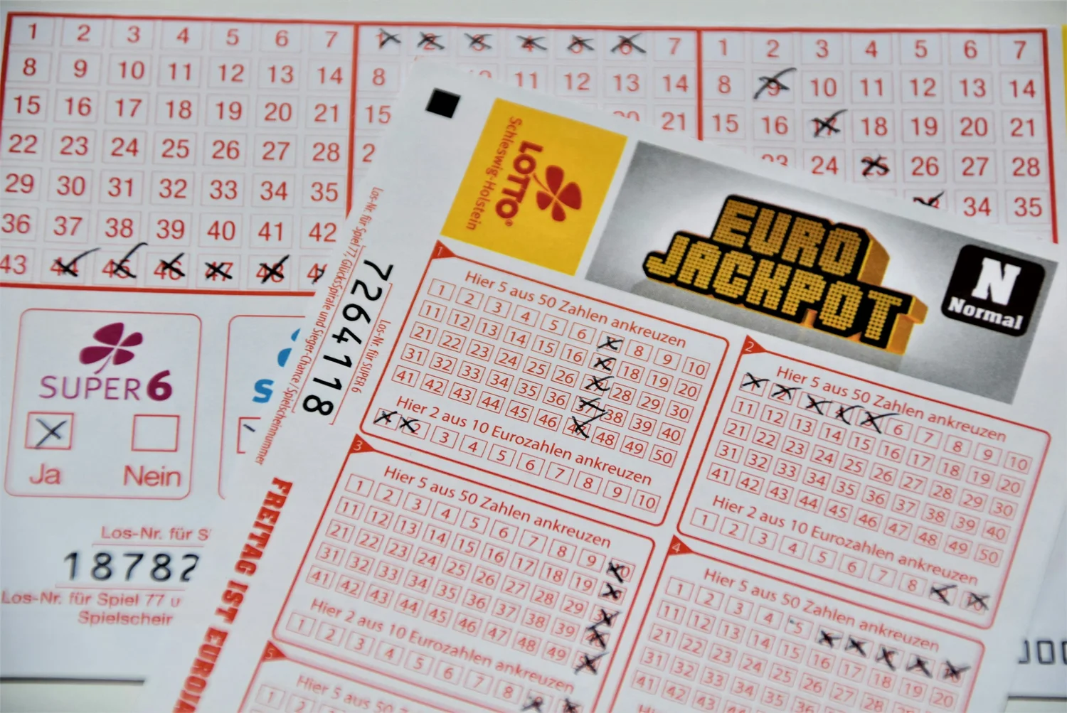 How to Choose Numbers in Online Lottery: A Step-by-Step Approach