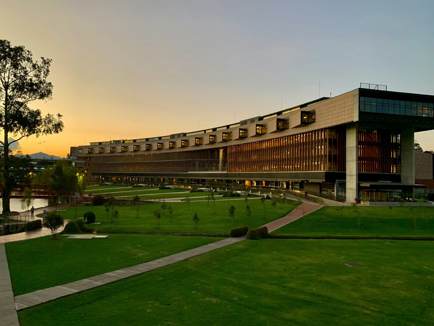 Flexible Infrastructure Strategies for Campuses, Parks, and Public Facilities