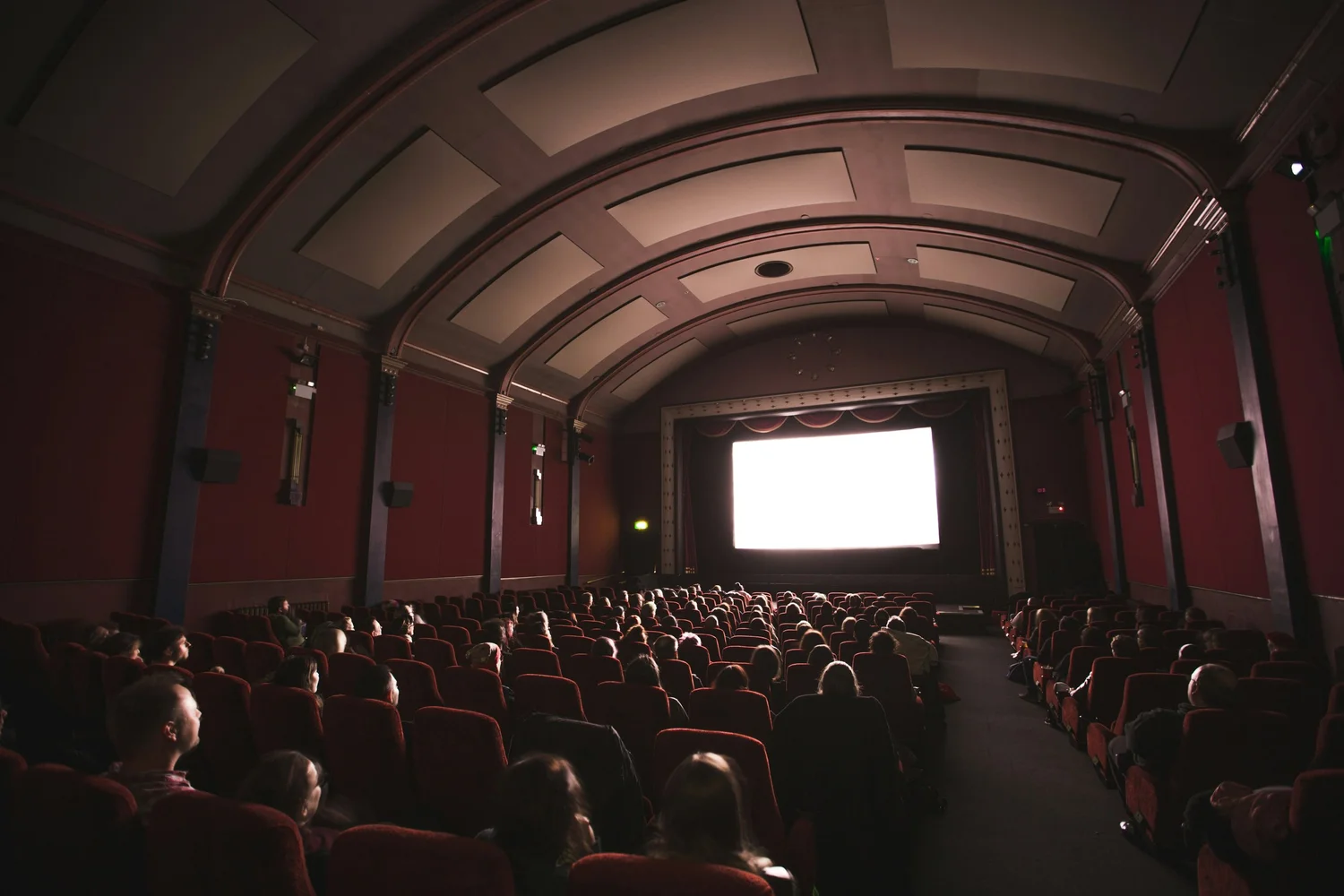 How Mobile Responsiveness is Transforming the Movie Theatre Experience