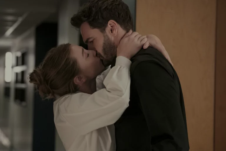 MOVIE REVIEW: The Love Hypothesis