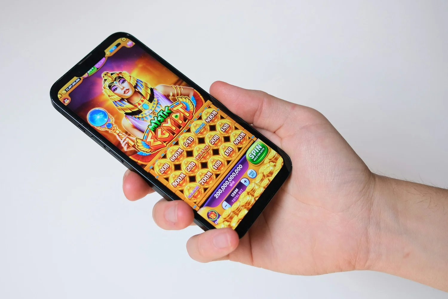 Why Gambling Sites Offer Different RTPs for the Same Slot Games