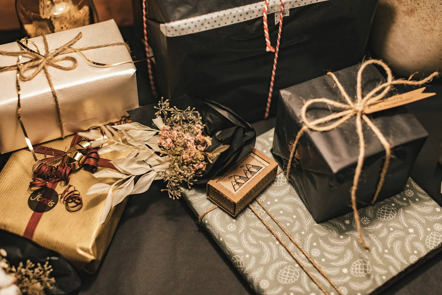 Premium Corporate Gifting Trends For 2026: Luxury Ideas That Make A Lasting Impression